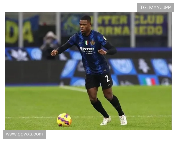 切尔西大规模引援成效显现争议,其对球队稳定性与竞争格局的影响已逐步反映 切尔西大规模引援成效显现争议,其对球队稳定性与竞争格局的影响已逐步反映