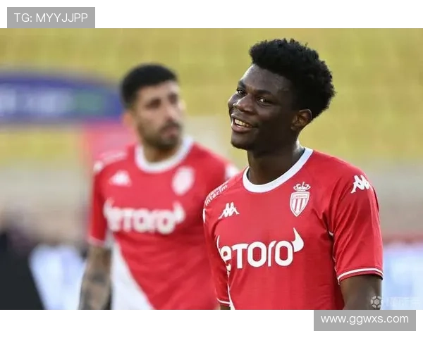 琼阿梅尼防守覆盖与组织能力解析:是否顶级后腰 琼阿梅尼防守覆盖与组织能力解析:是否顶级后腰