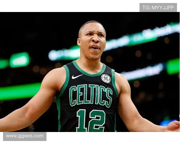 格兰特·威廉姆斯挡拆创造空间提升球队防守反击效率